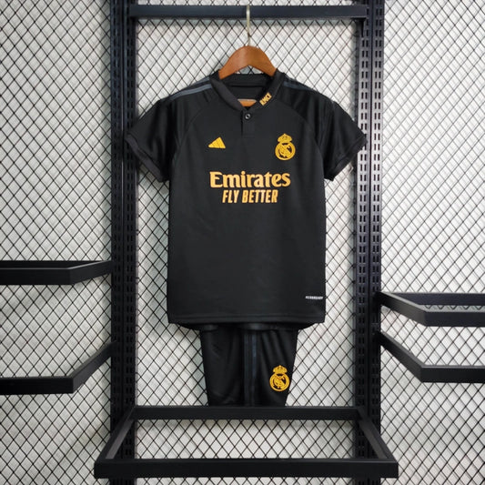 Talla 16 - Real Madrid tercera 2023/24 kit niños