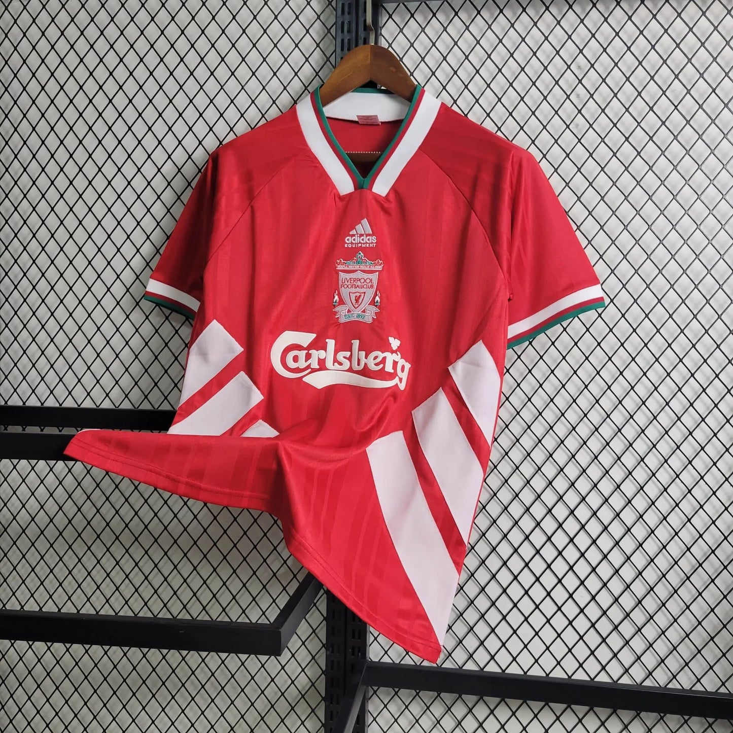 Talla M - Liverpool Retro Local 1993/95 Versión Fan