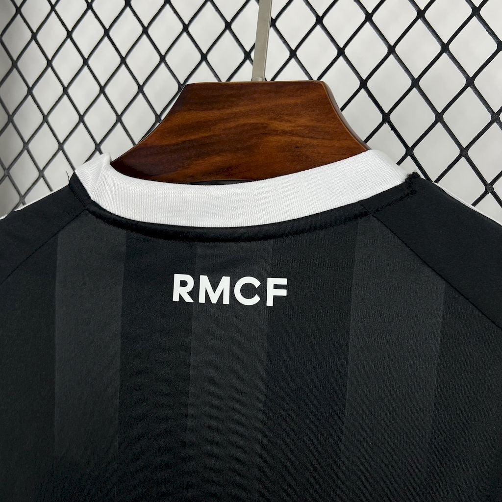 Real Madrid Entrenamiento Negro 2025/26 Versión Fan