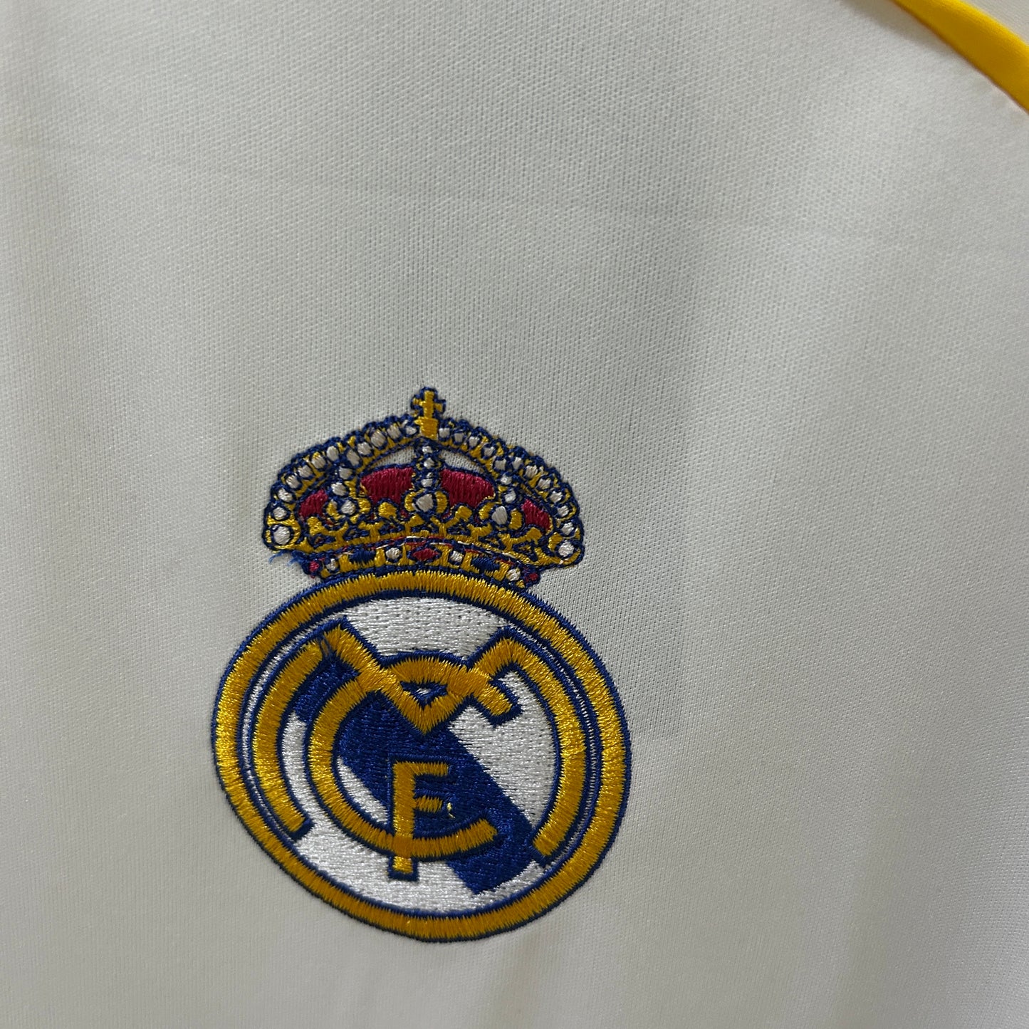 Real Madrid Local 2025/26 Versión Fan