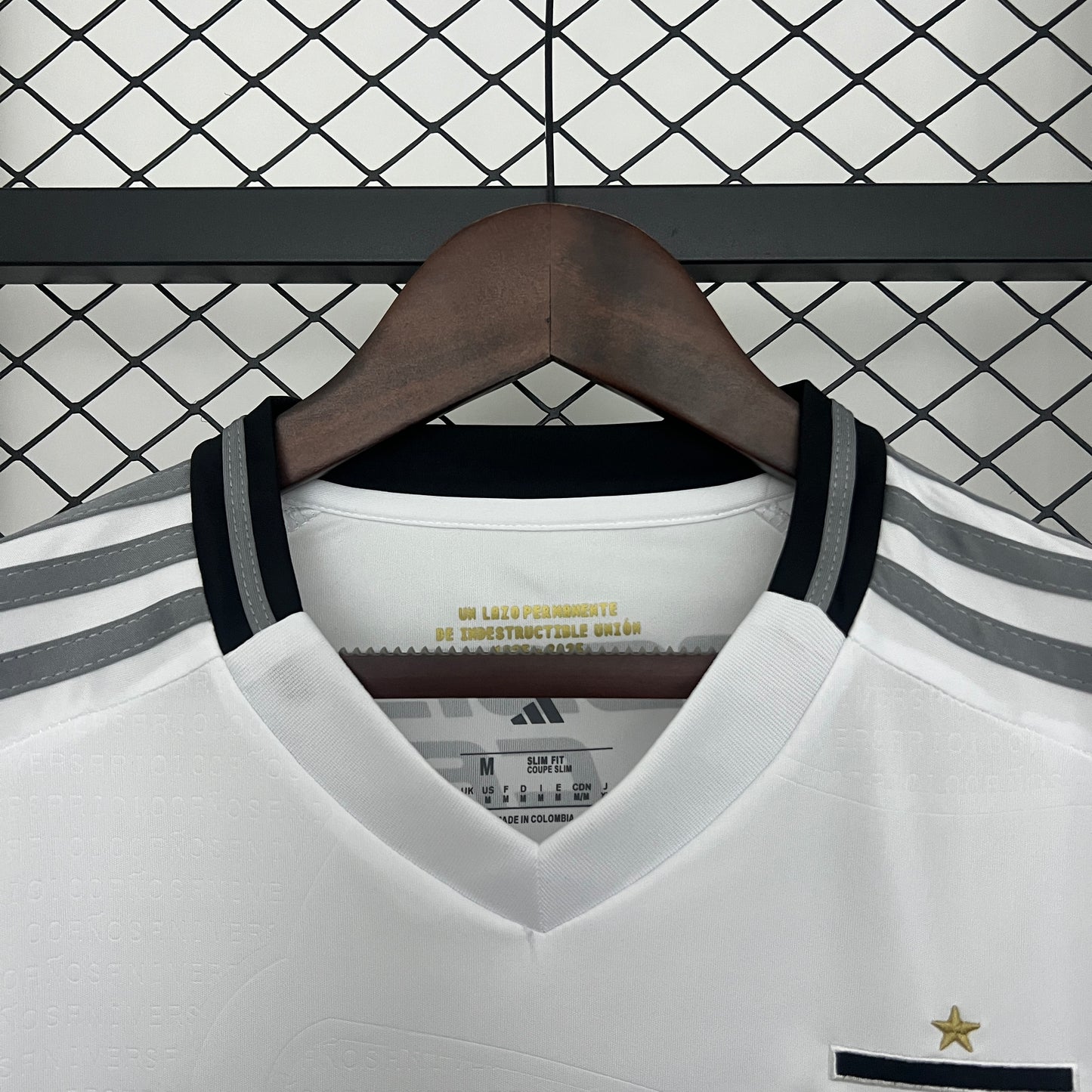 Colo Colo Local 2025 Versión Fan