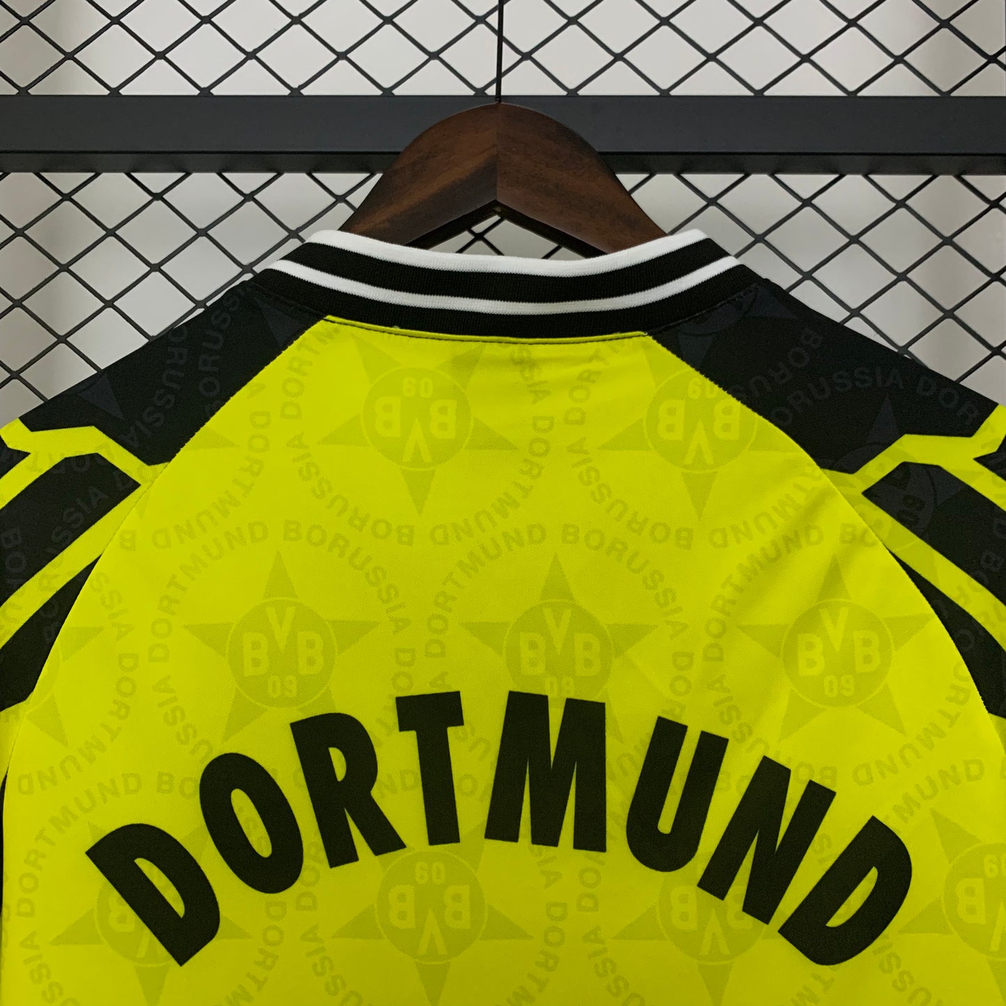 Borussia Dortmund Local Retro 1994/95 Versión Fan