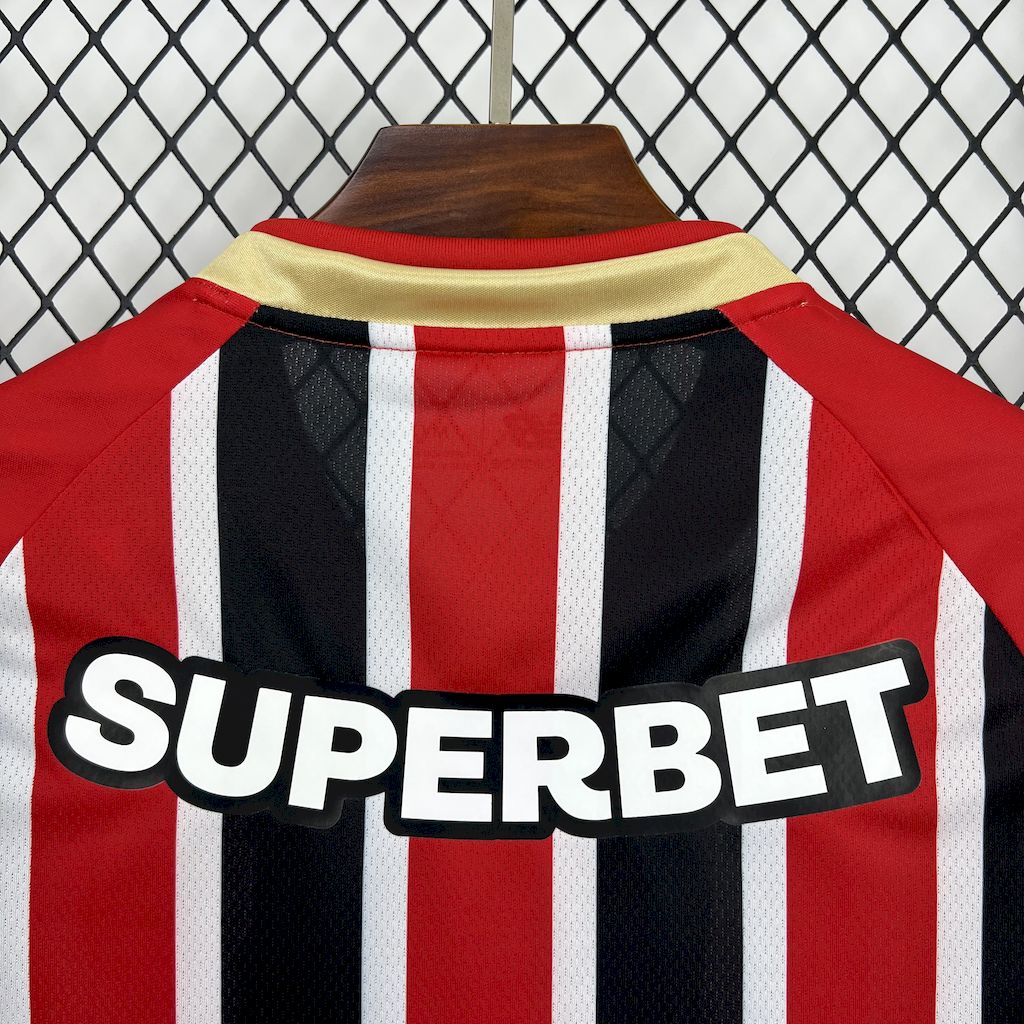 Sao Paulo Visita 2025/26 Versión Fan