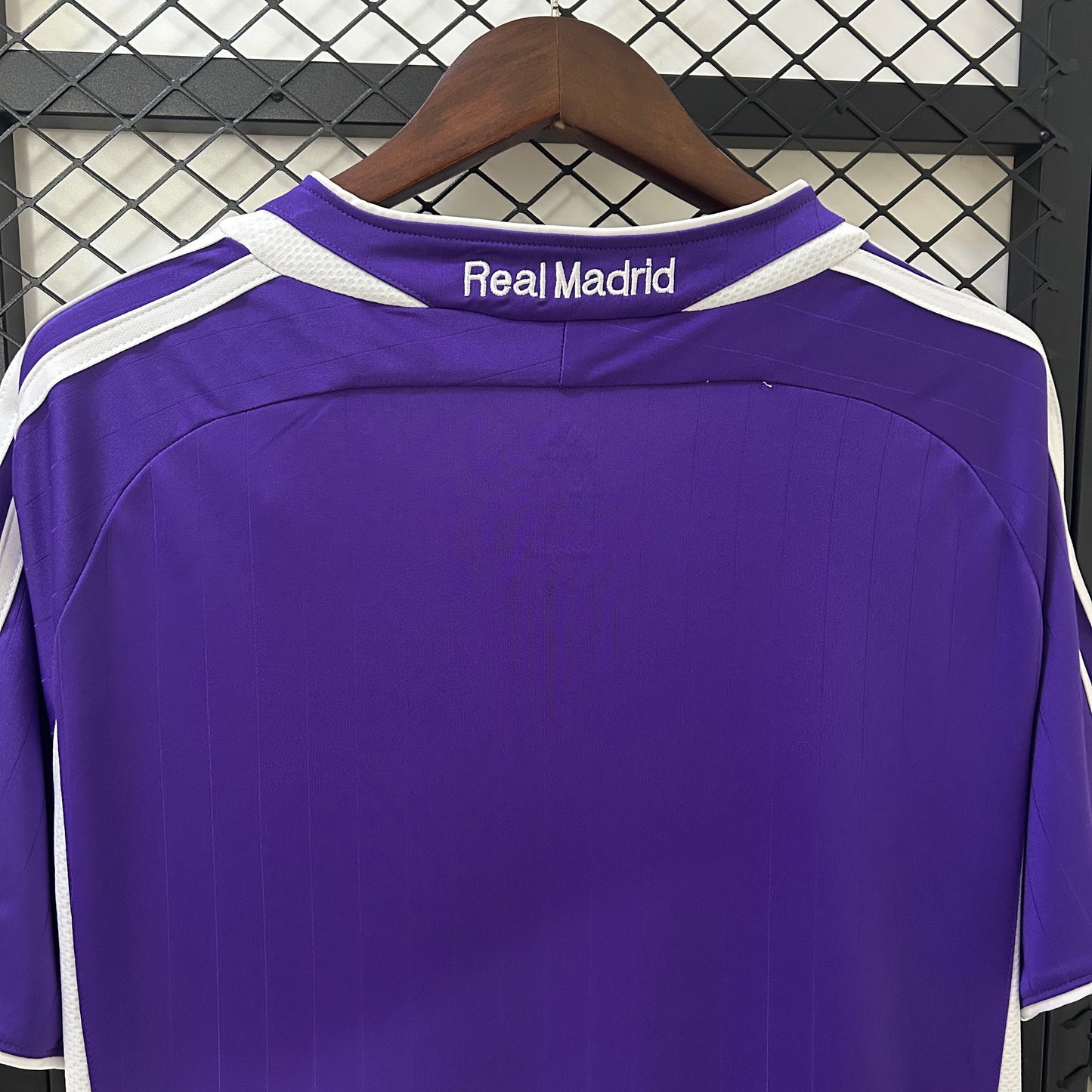 Real Madrid Tercera Retro 2006/07 Versión Fan