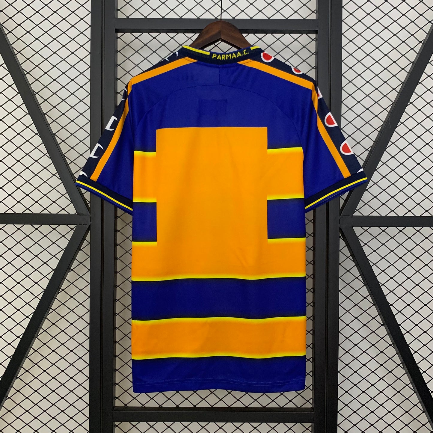 Parma Local Retro 2002/03 Versión Fan