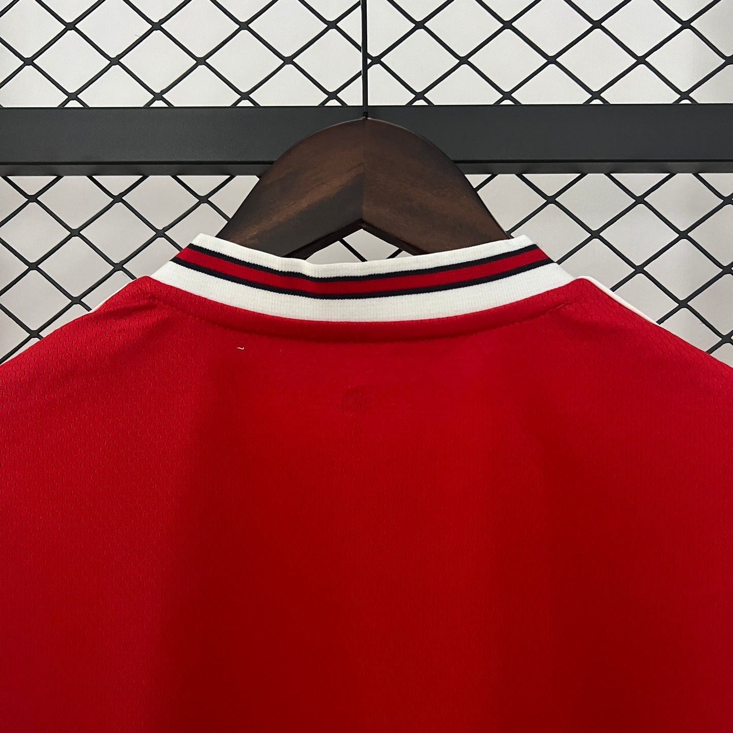 Arsenal Local Retro 2019/20 Versión Fan