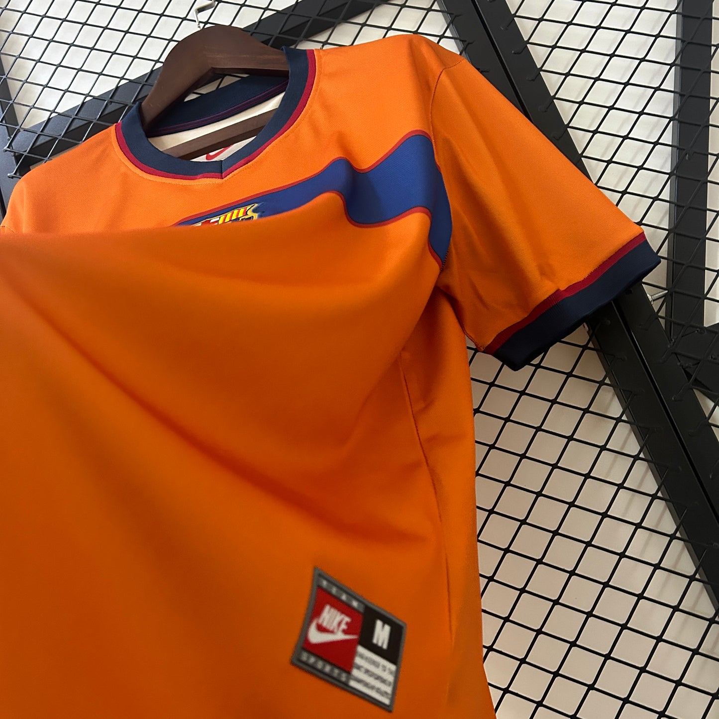 FC Barcelona Tercera Retro 1998/99 Versión Fan
