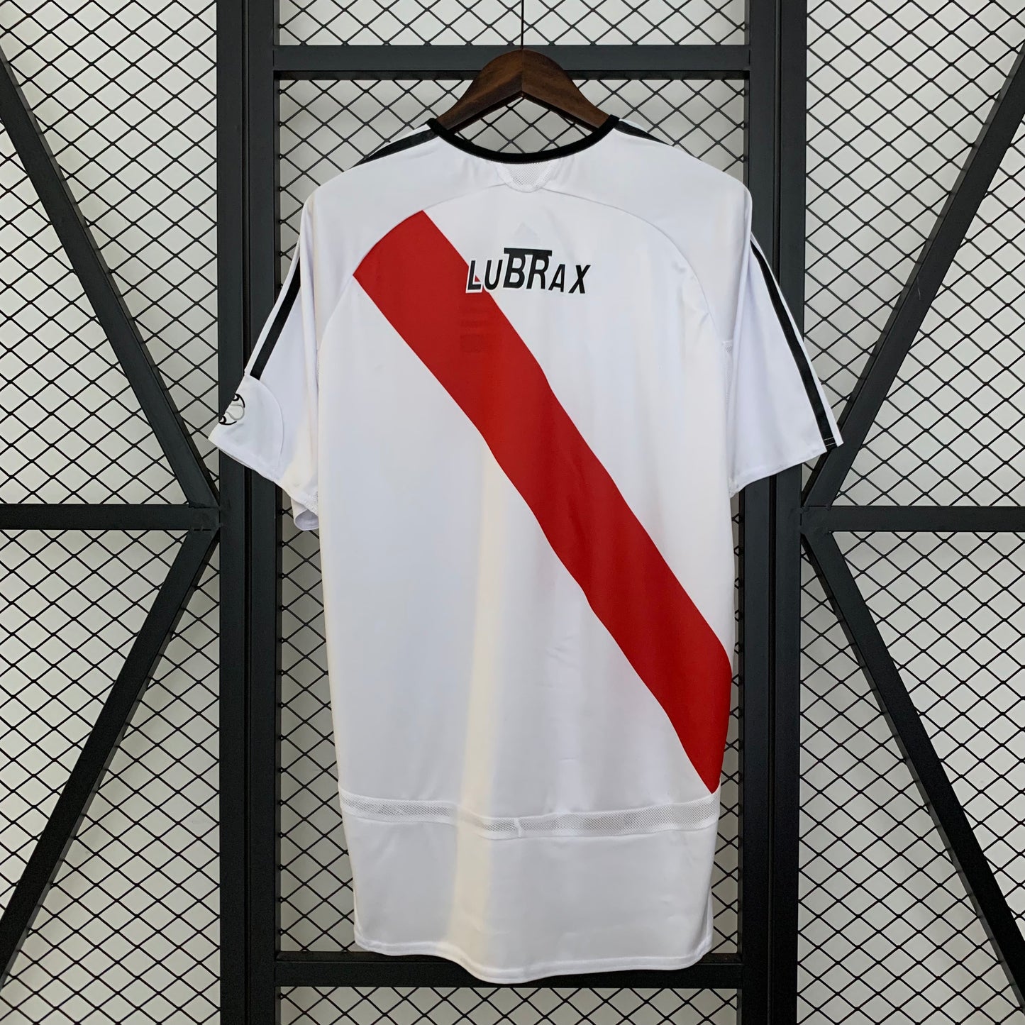 River Plate Local Retro 2006/07 Versión Fan