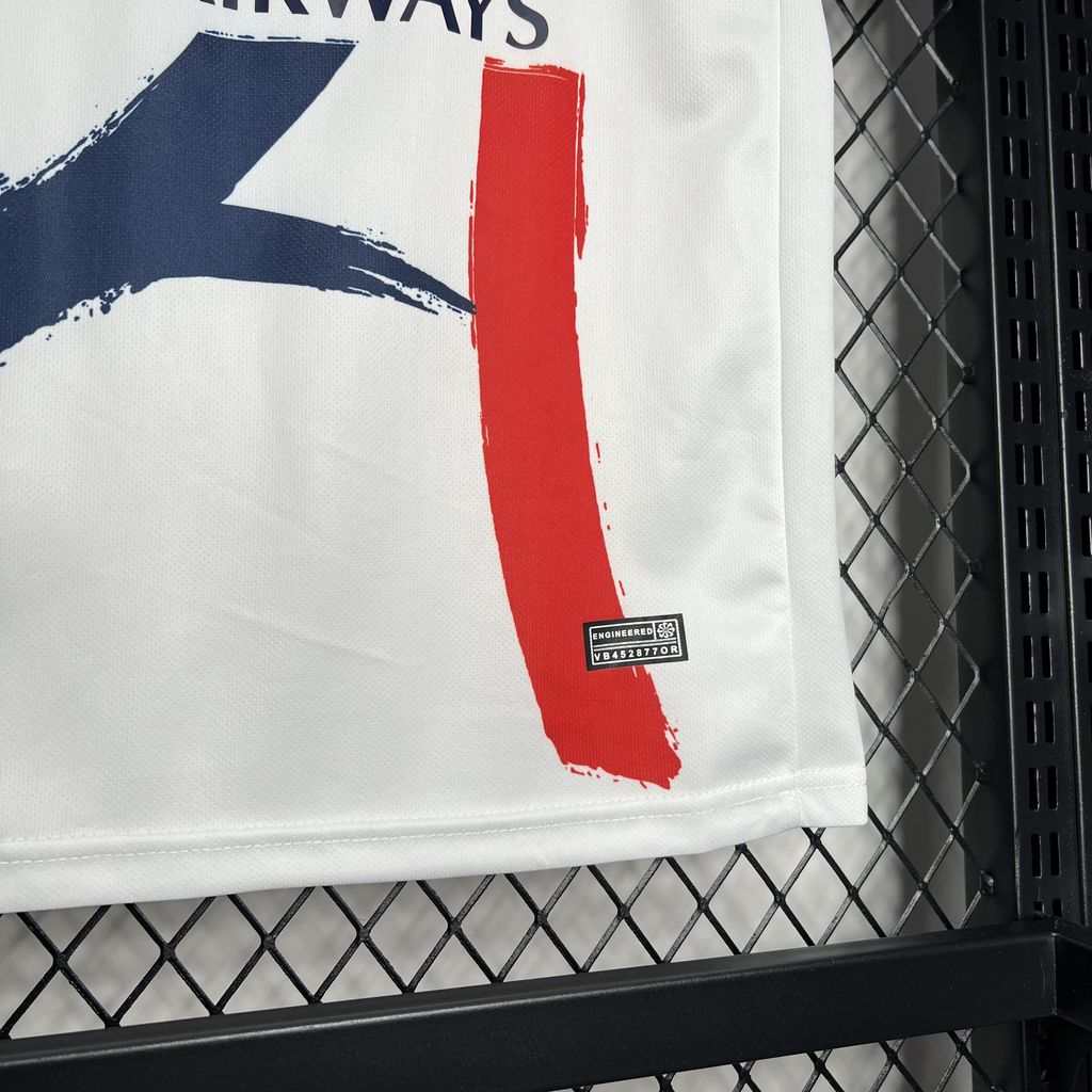 PSG Visita 2024/25 Kit Niños