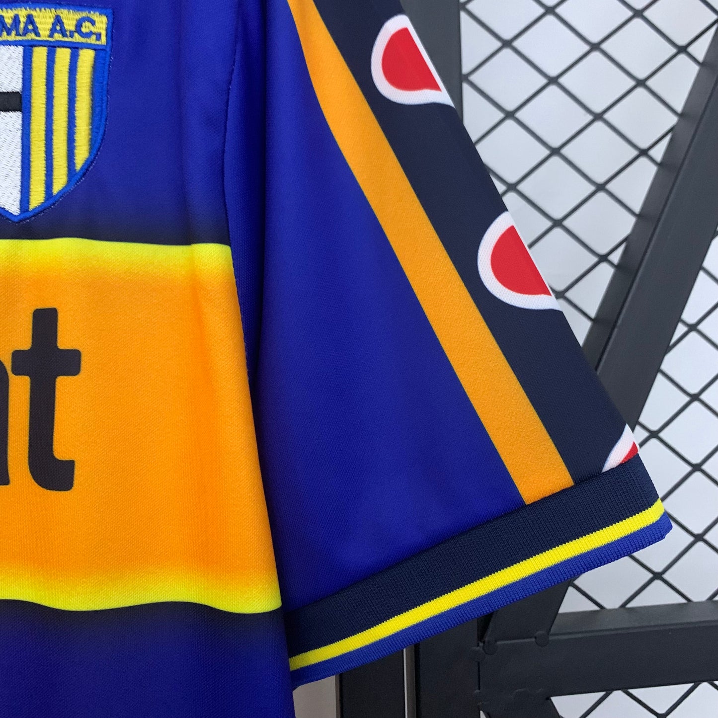 Parma Local Retro 2002/03 Versión Fan