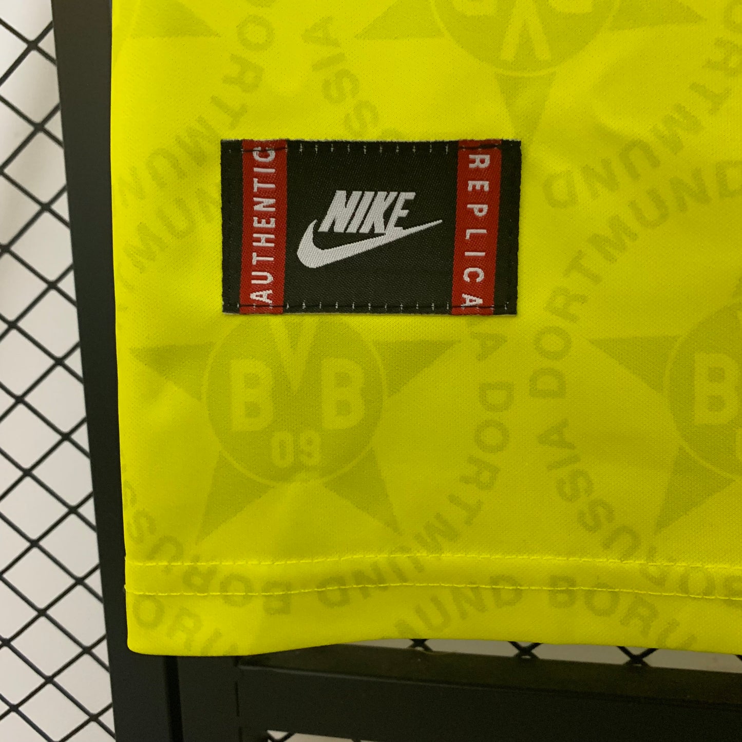 Borussia Dortmund Local Retro 1994/95 Versión Fan