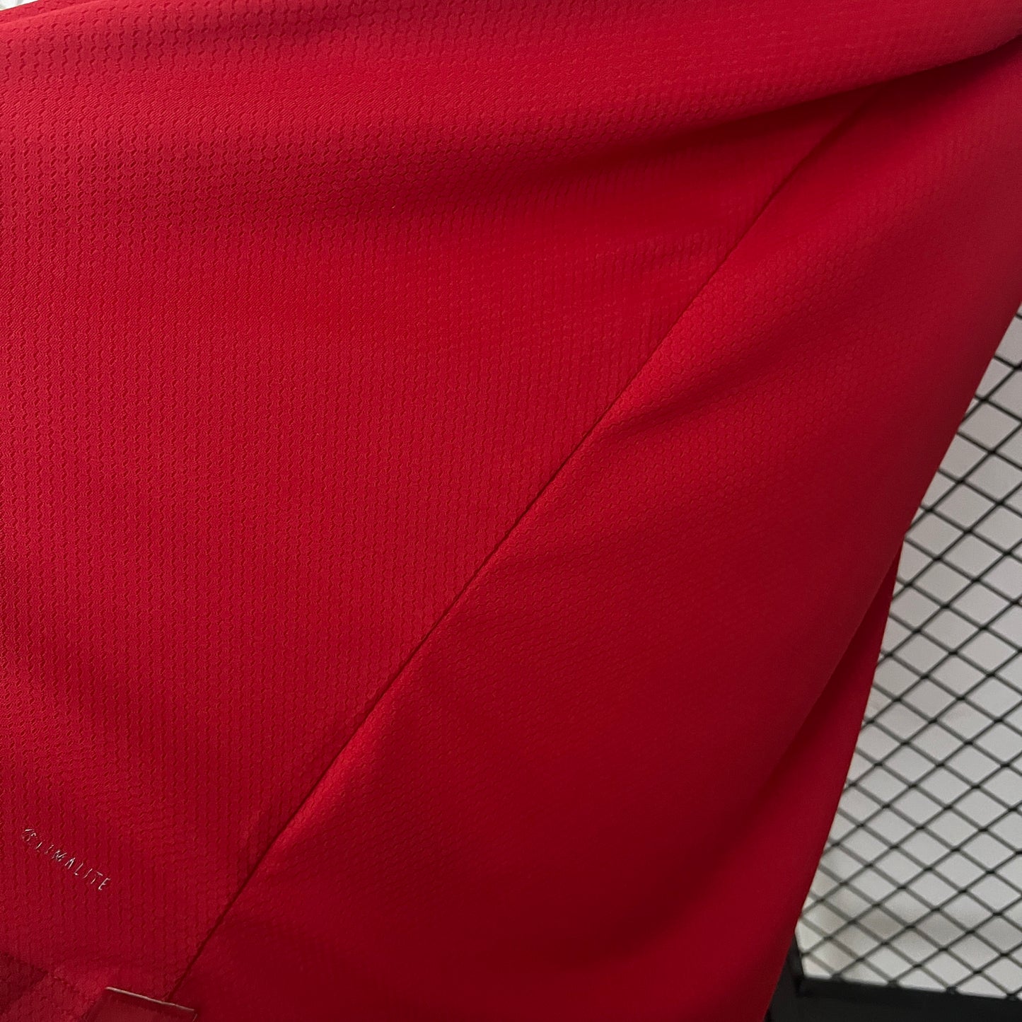Arsenal Local Retro 2019/20 Versión Fan