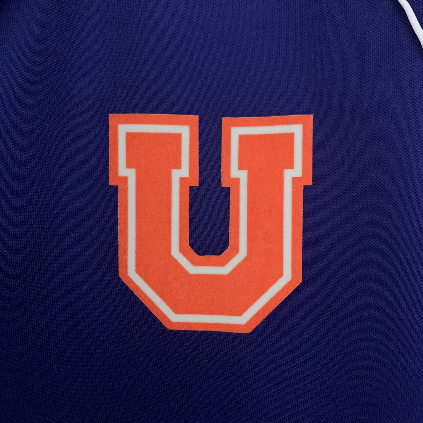 Universidad de Chile Local Retro 1993 Versión Fan