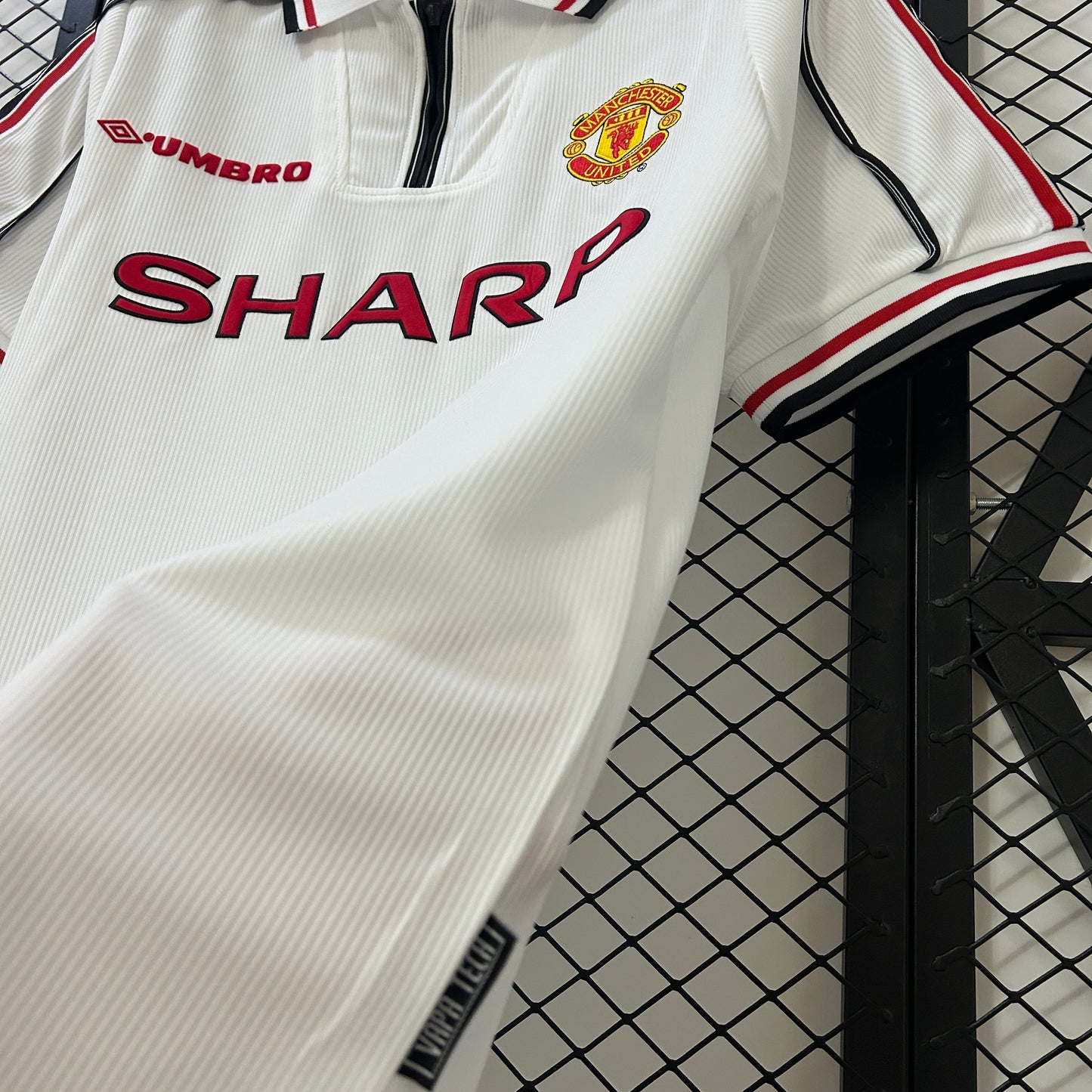 Manchester United Retro Conmemorativa 1998/99 Versión Fan