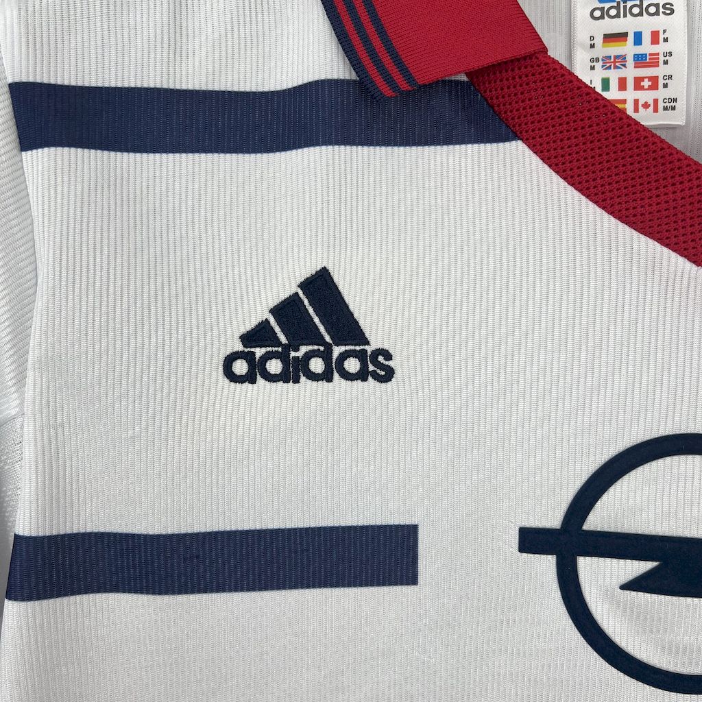Bayern Munich Local Retro 1998/00 Versión Fan