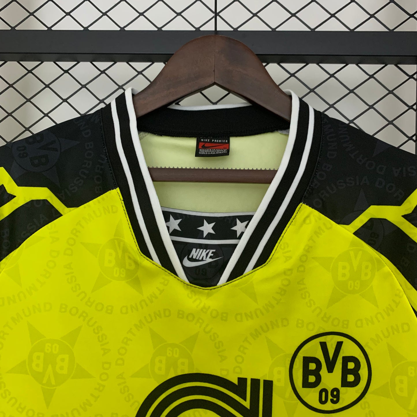 Borussia Dortmund Local Retro 1994/95 Versión Fan