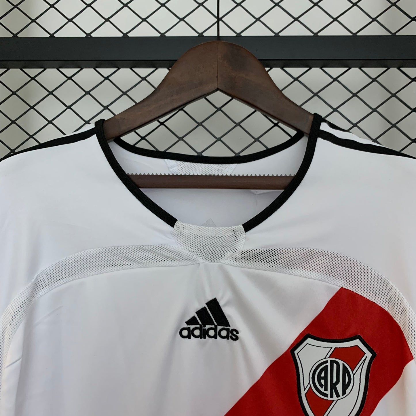 River Plate Local Retro Manga Larga 2006/07 Versión Fan