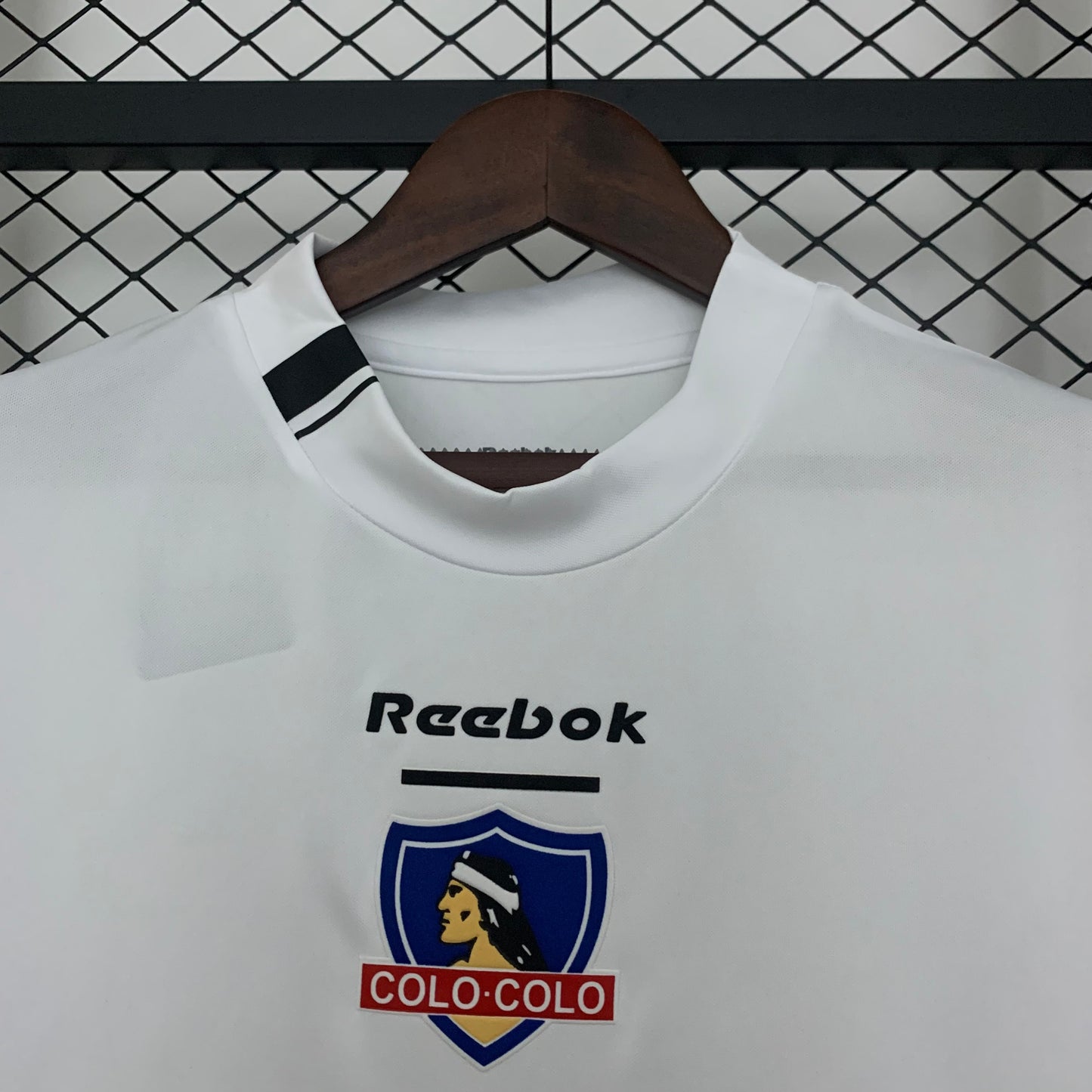 Colo Colo Local Retro 2004/05 Versión Fan