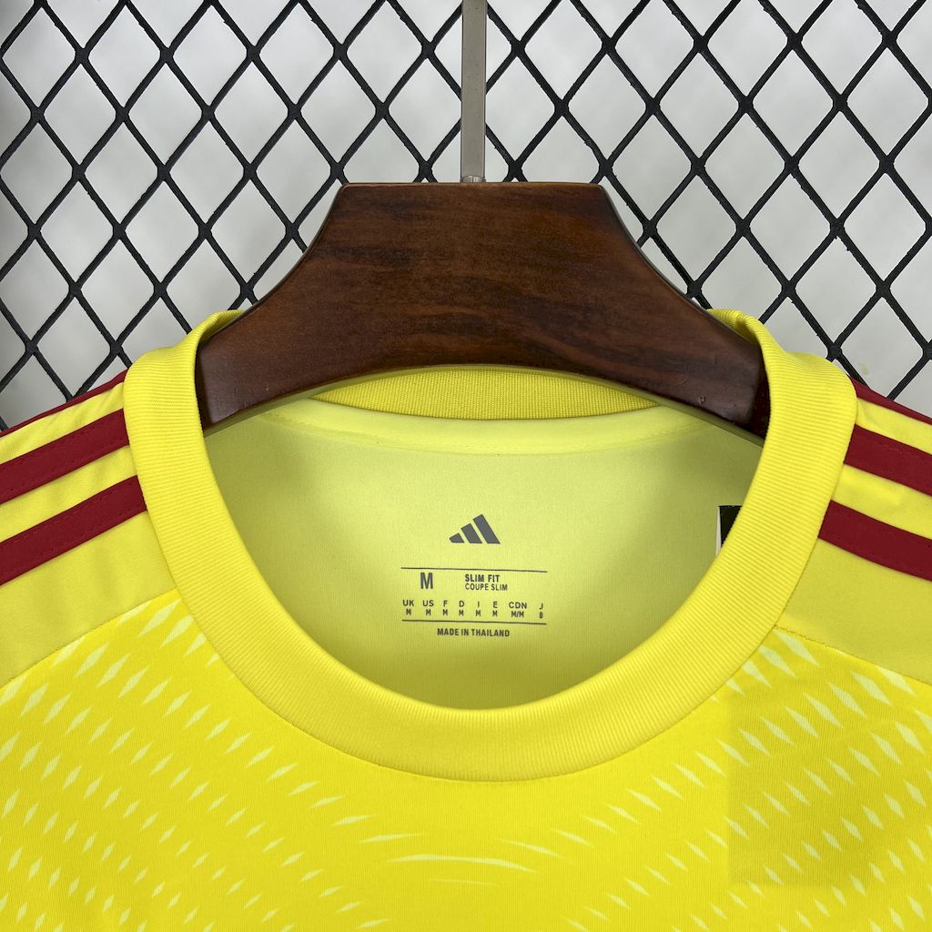 Arsenal Portero Amarillo 2025/26 Versión Fan