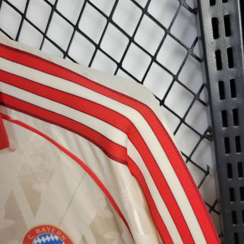 Bayern Munich Edición Retro 2024/25 Versión Fan Manga Larga
