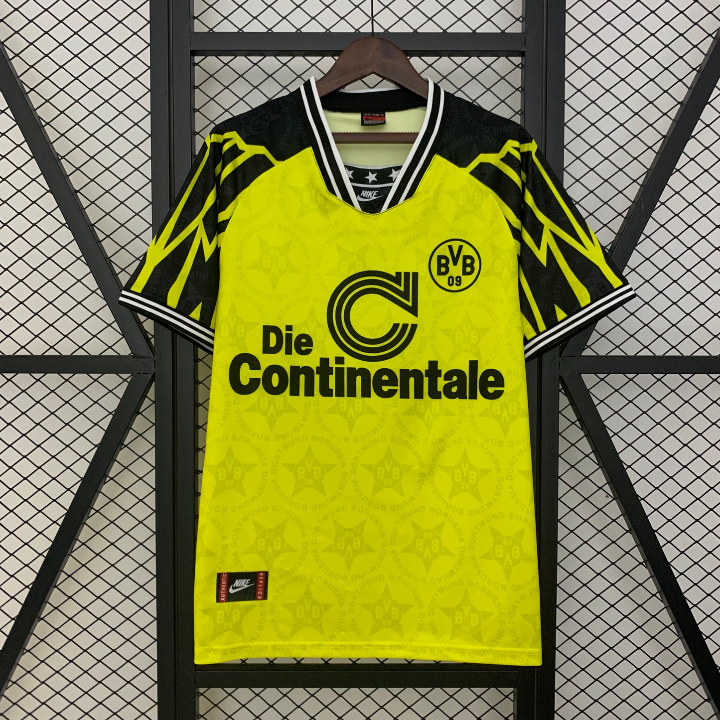Borussia Dortmund Local Retro 1994/95 Versión Fan
