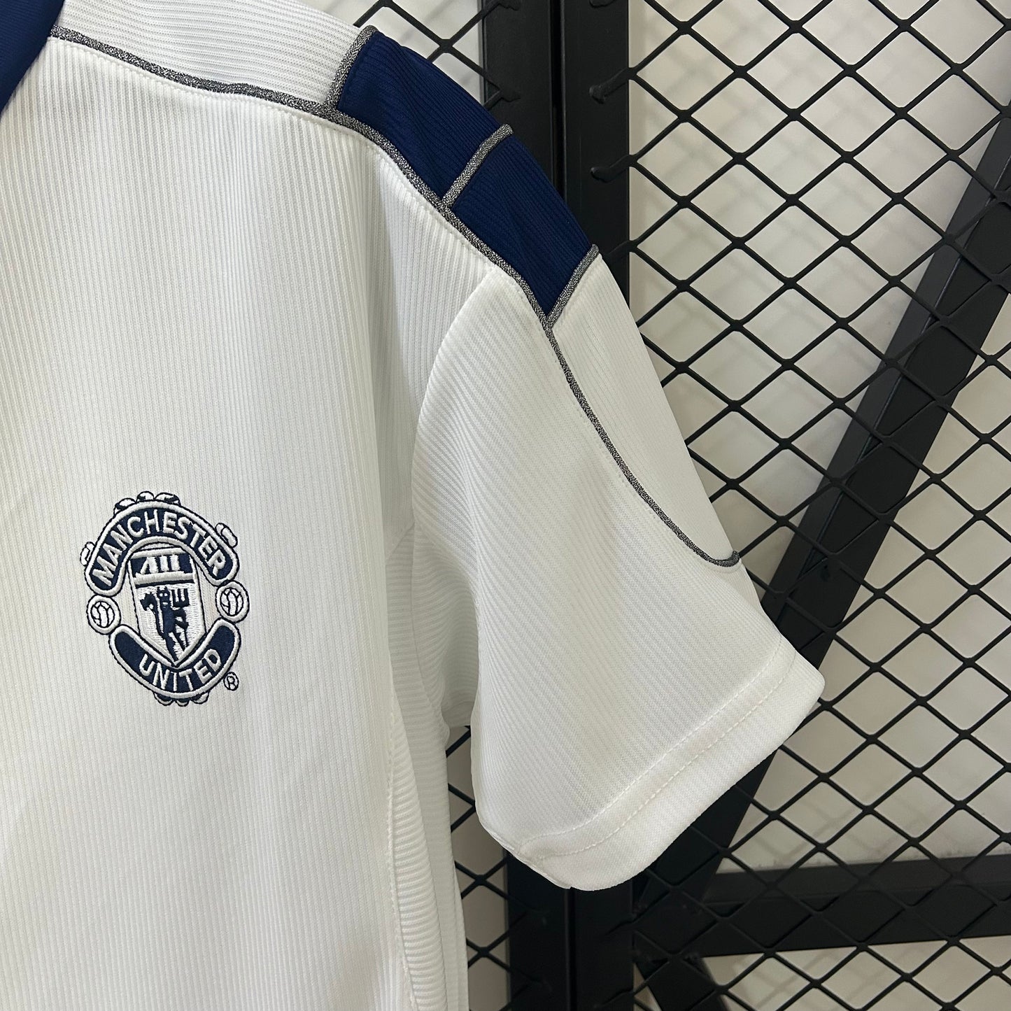 Manchester United Visita Retro 2000/02 Versión Fan