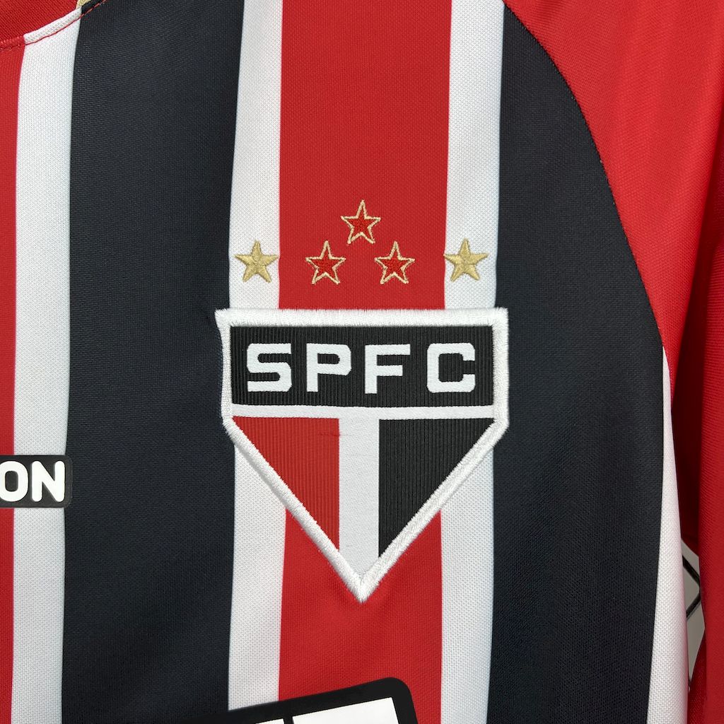 Sao Paulo Visita 2025/26 Versión Fan