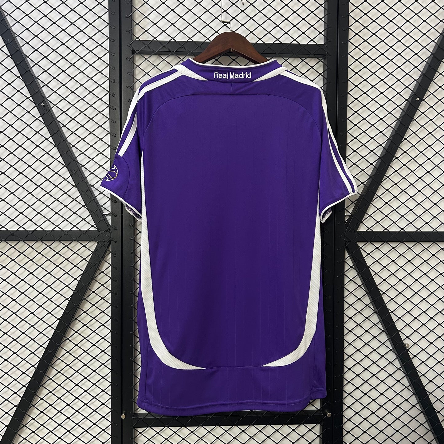 Real Madrid Tercera Retro 2006/07 Versión Fan