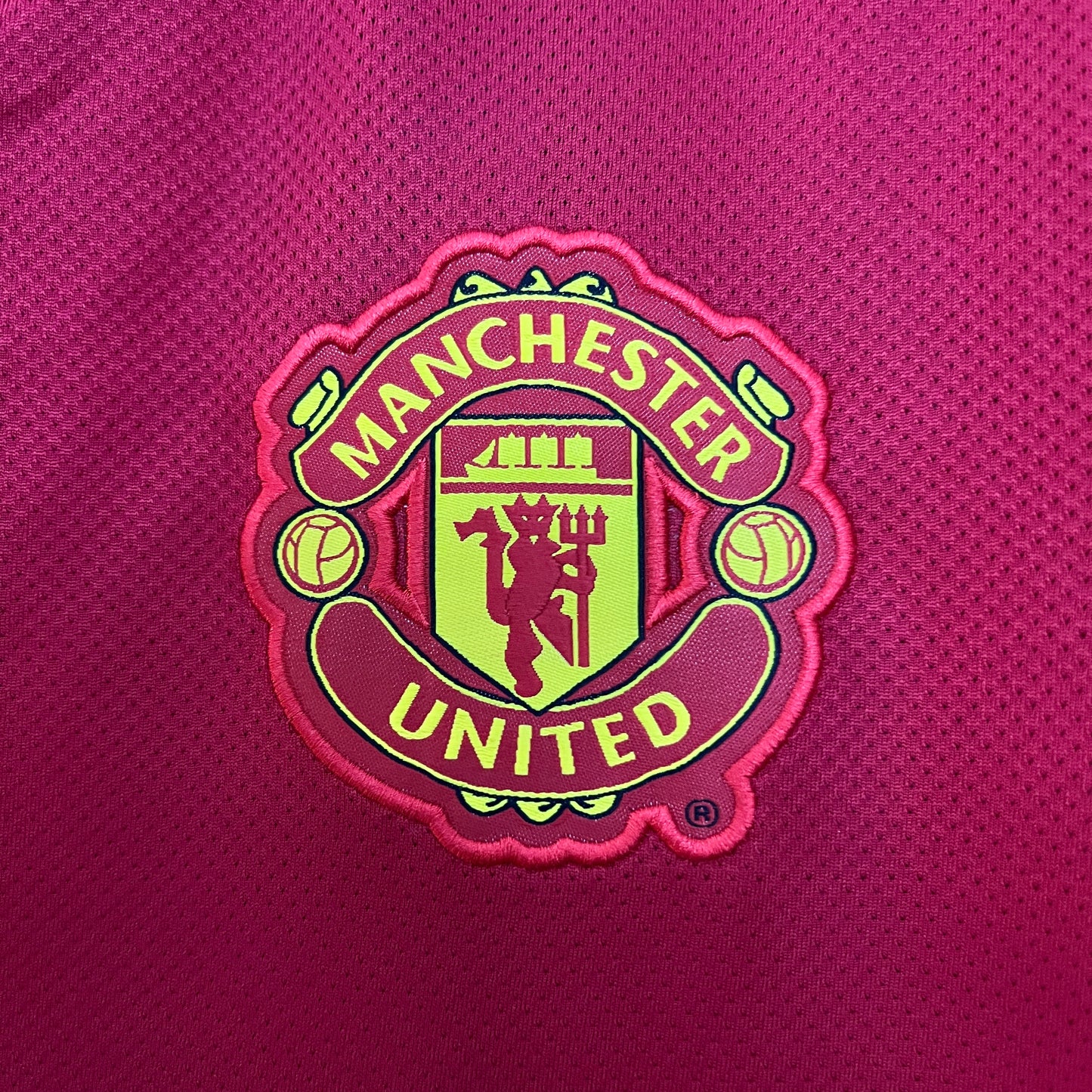Manchester United Local Retro 2011/12 Versión Fan
