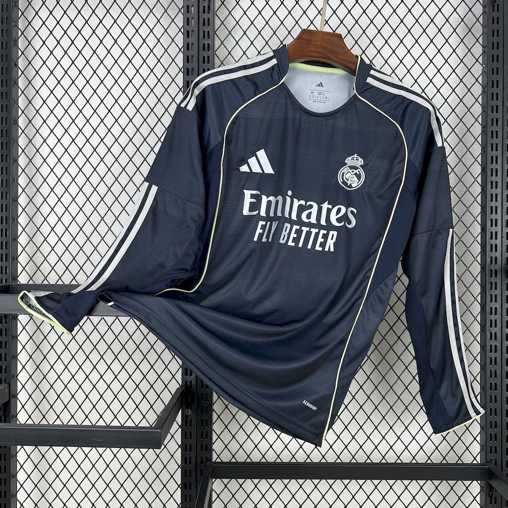 Real Madrid Manga Larga Visita 2025/26 Versión Fan