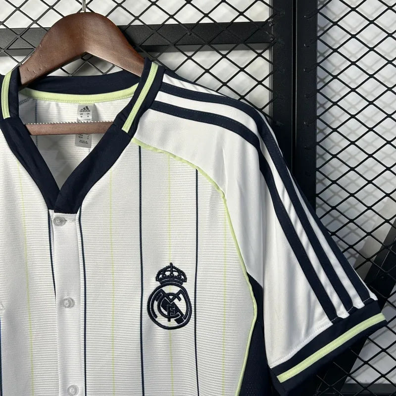 Real Madrid Edición Especial 2025/26 Versión Fan