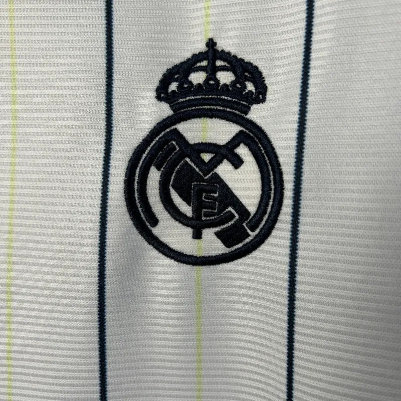 Real Madrid Edición Especial 2025/26 Versión Fan