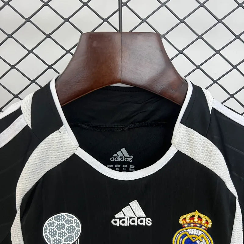 Real Madrid Kit Niños Visita 2006/07