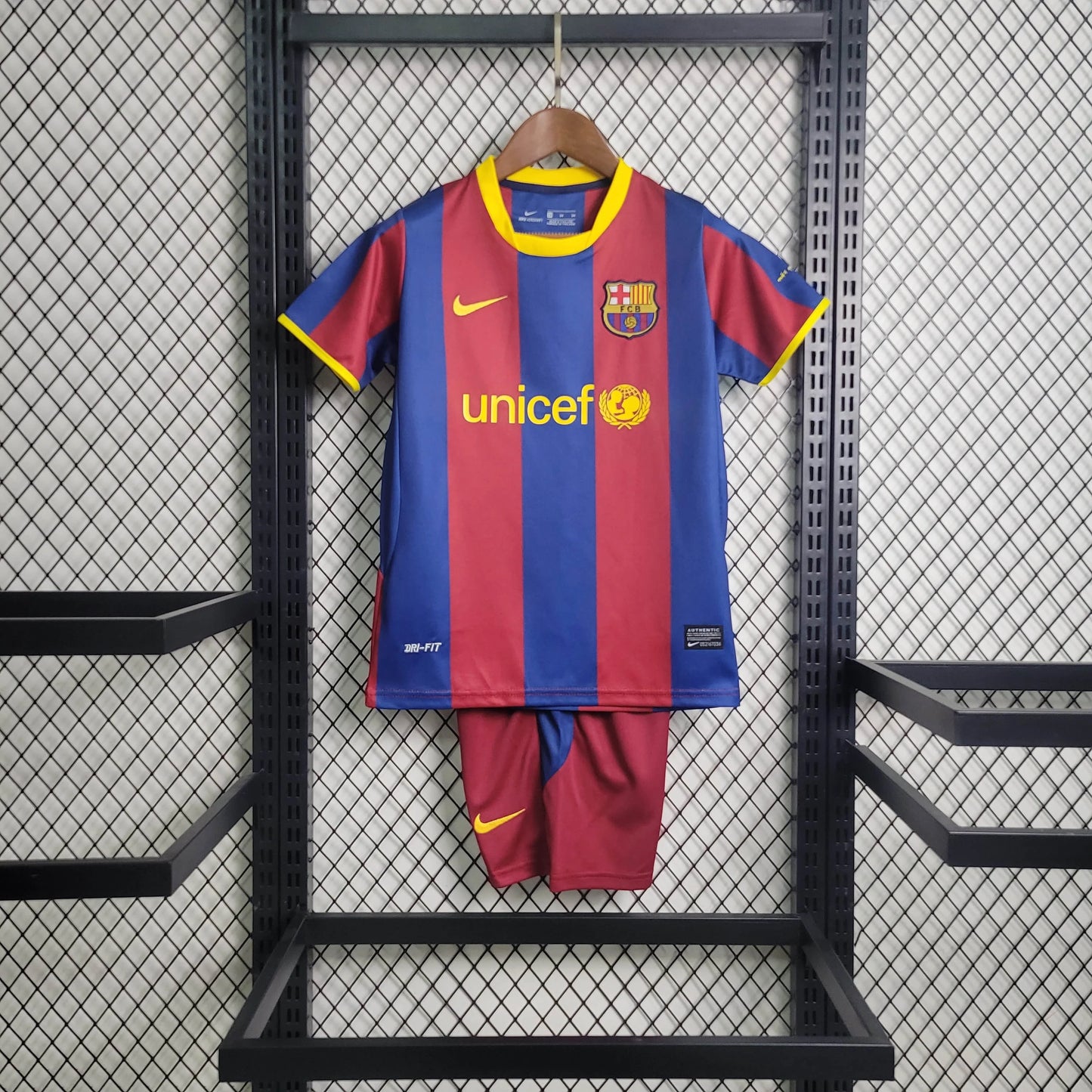 Barcelona Retro Kit Niños Local 2010/11