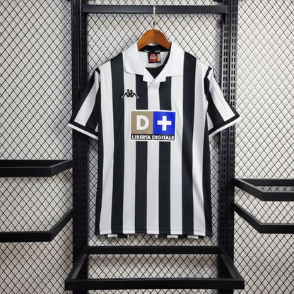 Juventus Retro Local 1998/00 Versión Fan