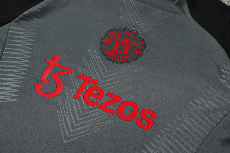 Buzo Completo Manchester United Gris Diseño Rojo