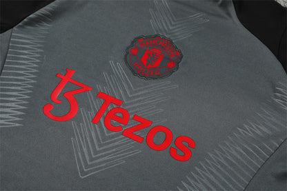 Buzo Completo Manchester United Gris Diseño Rojo