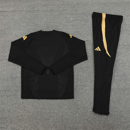 Buzo Completo Real Madrid Negro Diseño Dorado
