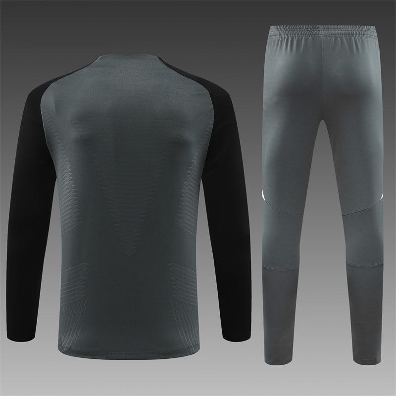 Buzo Completo Manchester United Gris Diseño Rojo