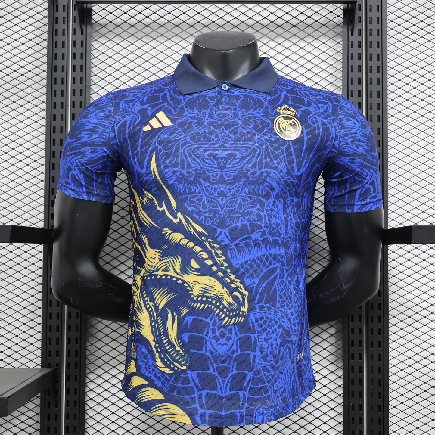 Real Madrid "Yellow Blue Dragon" 2024/25 Versión Jugador