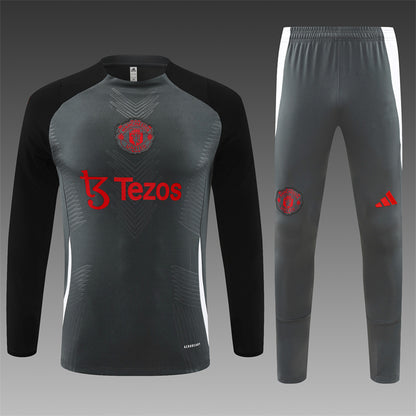 Buzo Completo Manchester United Gris Diseño Rojo