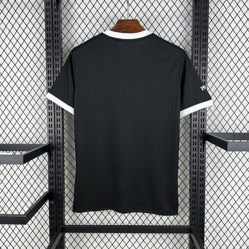 Colo Colo "Casual Retro Negro" 2025 Versión Fan