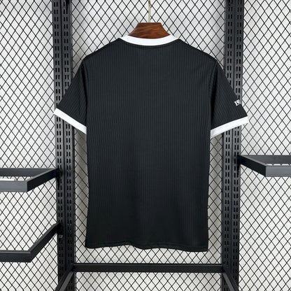 Colo Colo "Casual Retro Negro" 2025 Versión Fan