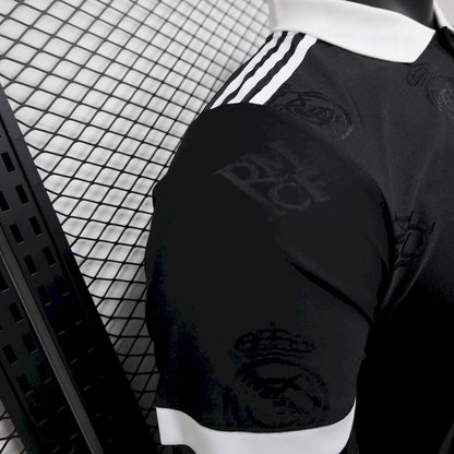 Real Madrid Polo Negro 2025/26 Versión Jugador