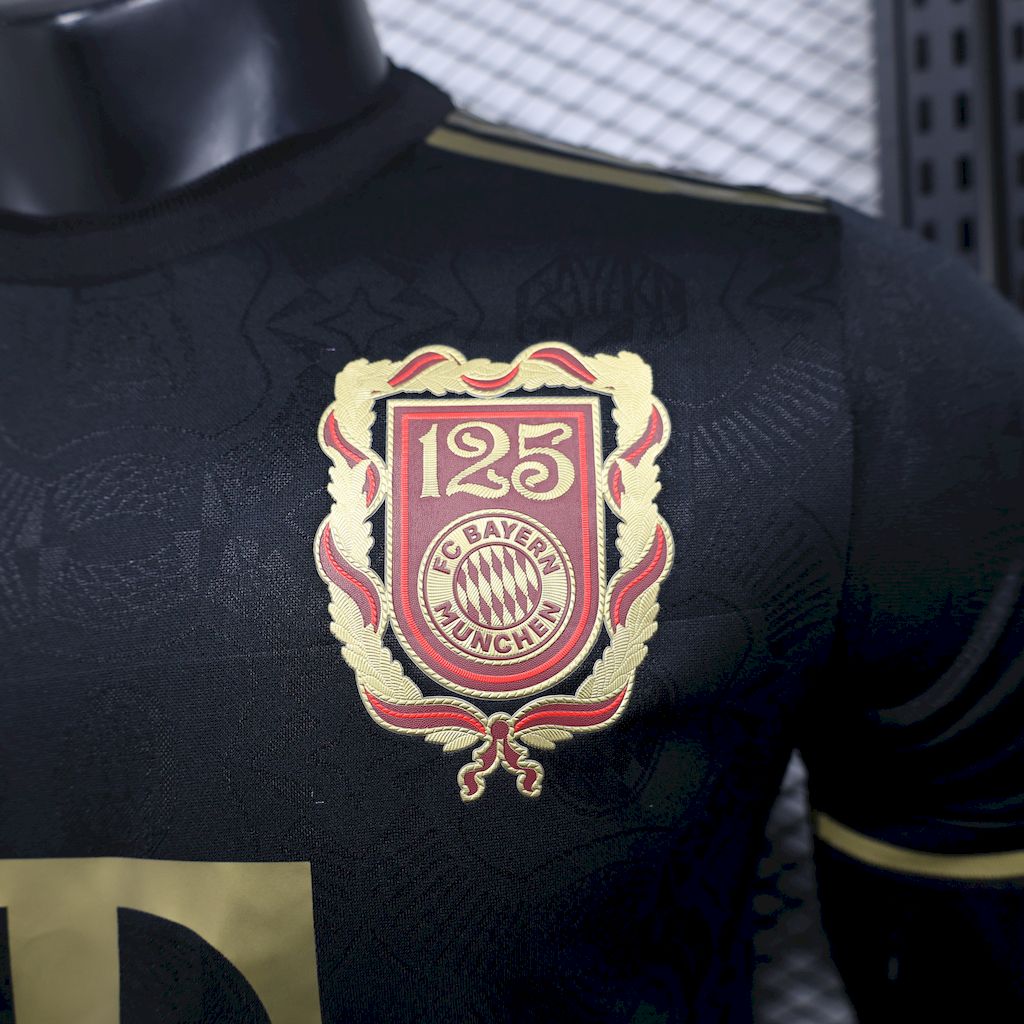 Bayern Munich "125 Aniversario Black Color" 2024/25 Versión Jugador
