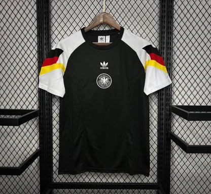 Alemania "Estilo Retro" 2024 Versión Fan