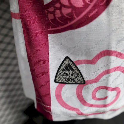 Japón Pink Dragon 2025/26 Versión Jugador