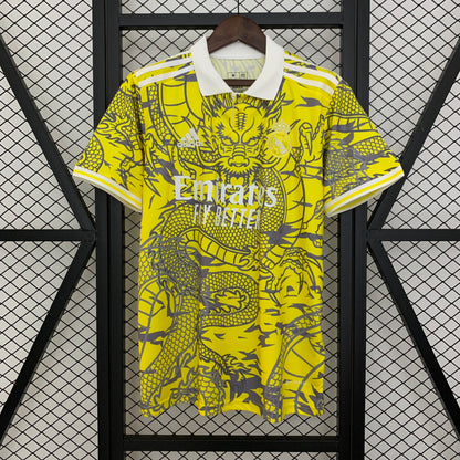 Real Madrid Edición Yellow Dragon 2025/26 Versión Fan