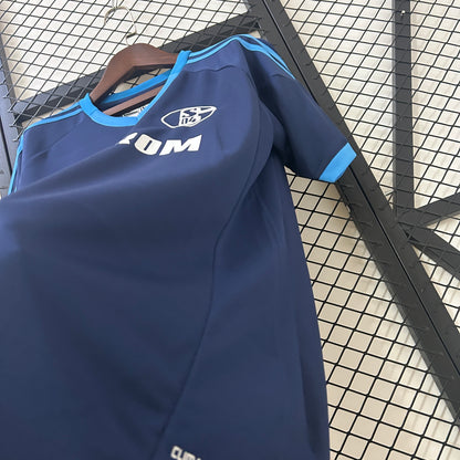 Schalke 04 Visita Retro 2010/11 Versión Fan