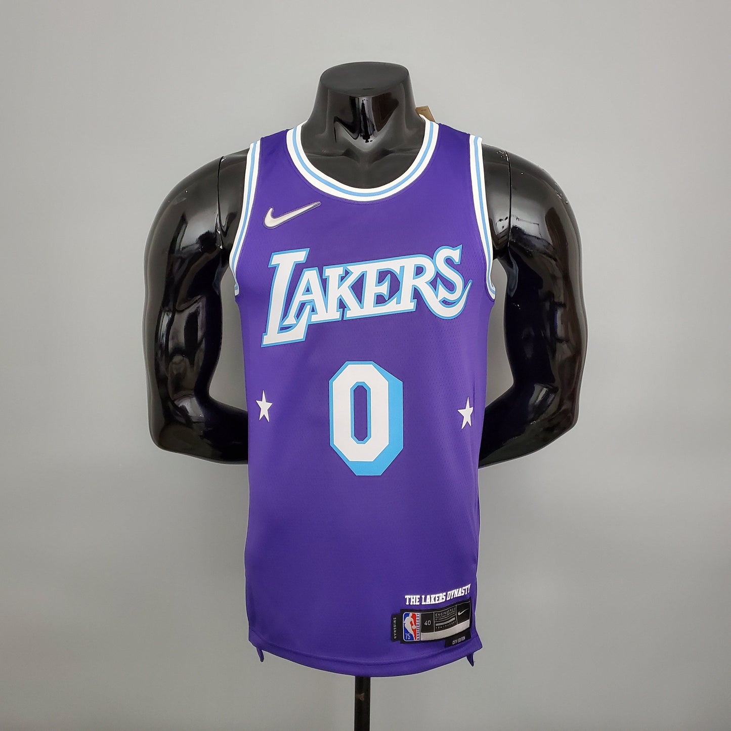 LA Lakers Aniversario 75 Morada 2022 Versión Fan